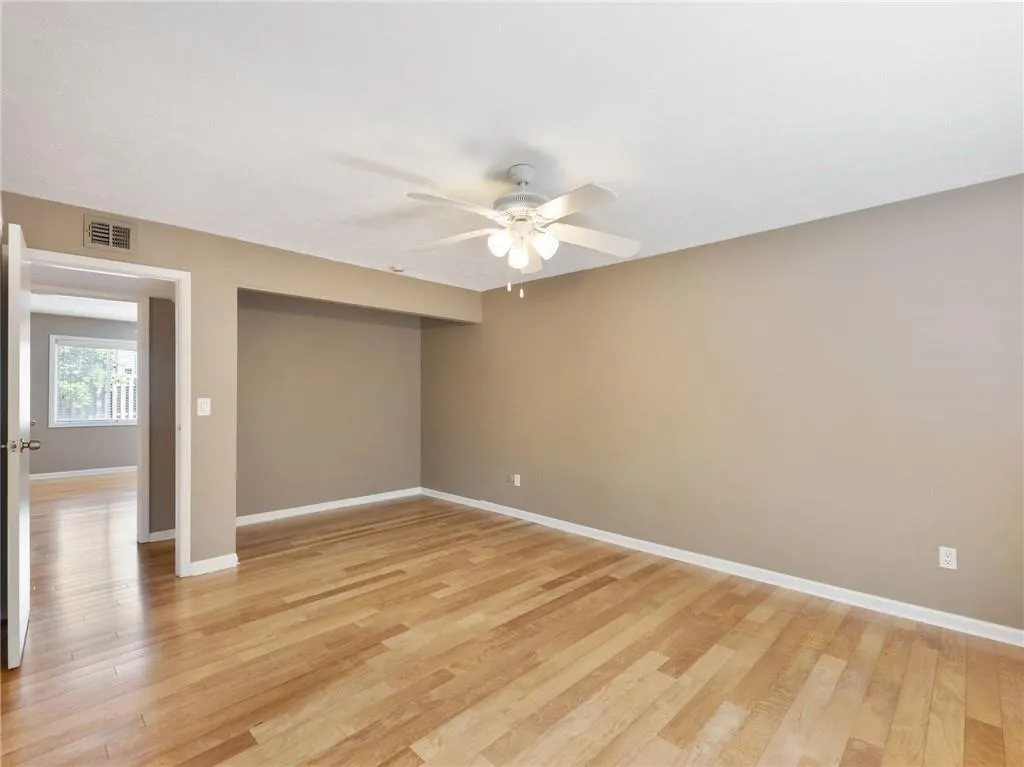 115 Biscayne Drive Nw Unit C3, Atlanta, Georgia 30309, 3 Bedrooms Bedrooms, ,2 BathroomsBathrooms,Residential,For Sale,115 Biscayne Drive Nw Unit C3,7647621