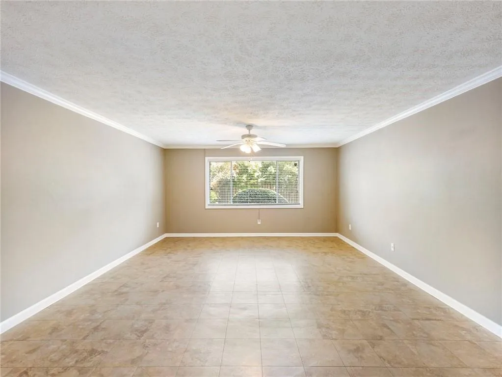 115 Biscayne Drive Nw Unit C3, Atlanta, Georgia 30309, 3 Bedrooms Bedrooms, ,2 BathroomsBathrooms,Residential,For Sale,115 Biscayne Drive Nw Unit C3,7647621