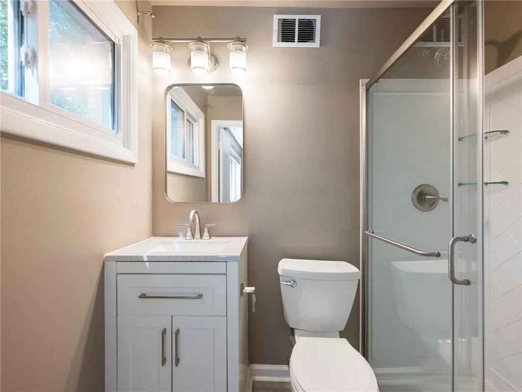 115 Biscayne Drive Nw Unit C3, Atlanta, Georgia 30309, 3 Bedrooms Bedrooms, ,2 BathroomsBathrooms,Residential,For Sale,115 Biscayne Drive Nw Unit C3,7647621