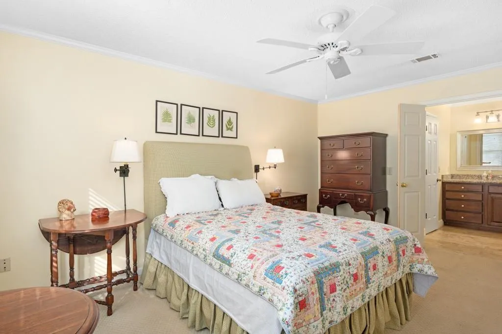 605 Bainbridge Drive, Sandy Springs, Georgia 30327, 2 Bedrooms Bedrooms, ,2 BathroomsBathrooms,Residential,Sold,605 Bainbridge Drive,7351447