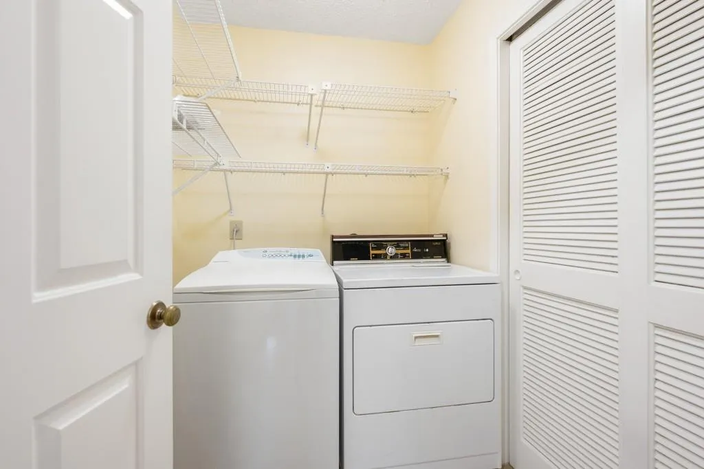 605 Bainbridge Drive, Sandy Springs, Georgia 30327, 2 Bedrooms Bedrooms, ,2 BathroomsBathrooms,Residential,Sold,605 Bainbridge Drive,7351447