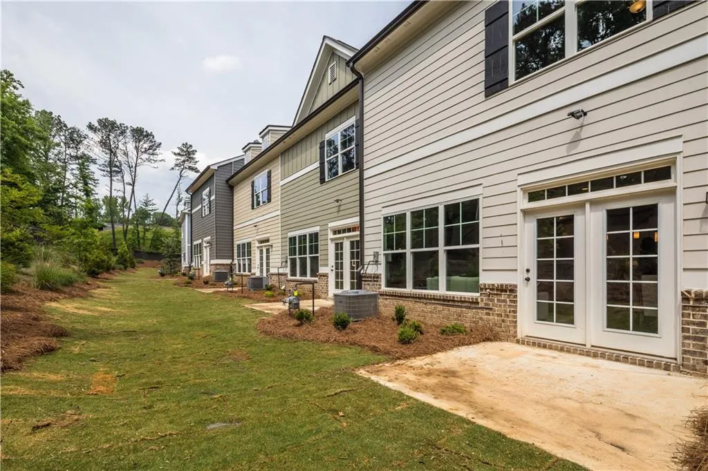 5728 Taylor Way, Sandy Springs, Georgia 30342, 3 Bedrooms Bedrooms, ,2 BathroomsBathrooms,Residential,Sold,5728 Taylor Way,6115749