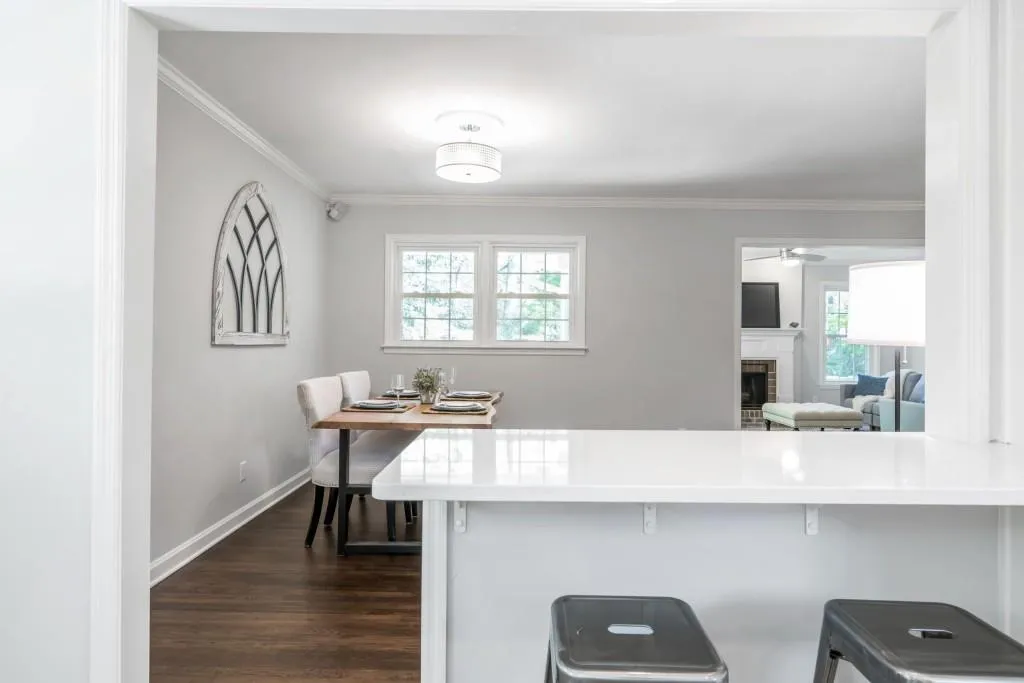 216 Brook Drive, Sandy Springs, Georgia 30328, 3 Bedrooms Bedrooms, ,3 BathroomsBathrooms,Residential,Sold,216 Brook Drive,6711469