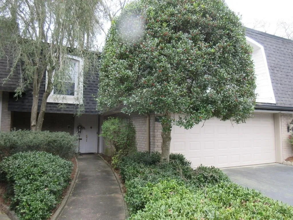 5270 Chemin De Vie, Atlanta, Georgia 30342, 3 Bedrooms Bedrooms, ,2 BathroomsBathrooms,Residential,Sold,5270 Chemin De Vie,5985707