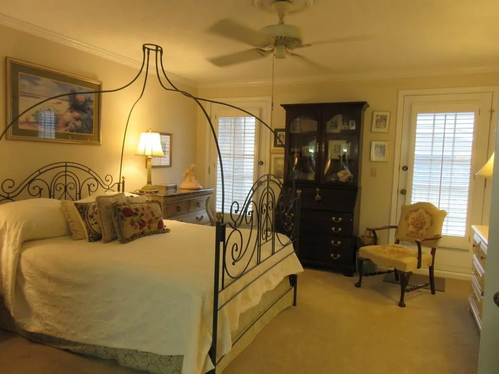 5270 Chemin De Vie, Atlanta, Georgia 30342, 3 Bedrooms Bedrooms, ,2 BathroomsBathrooms,Residential,Sold,5270 Chemin De Vie,5985707