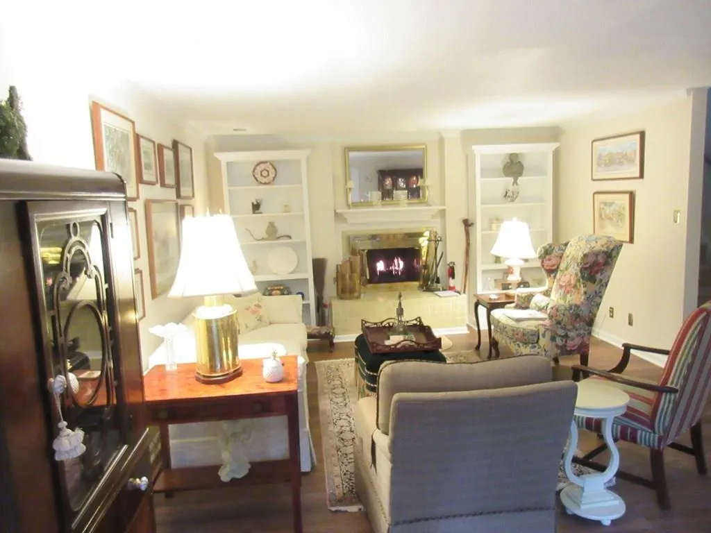 5270 Chemin De Vie, Atlanta, Georgia 30342, 3 Bedrooms Bedrooms, ,2 BathroomsBathrooms,Residential,Sold,5270 Chemin De Vie,5985707