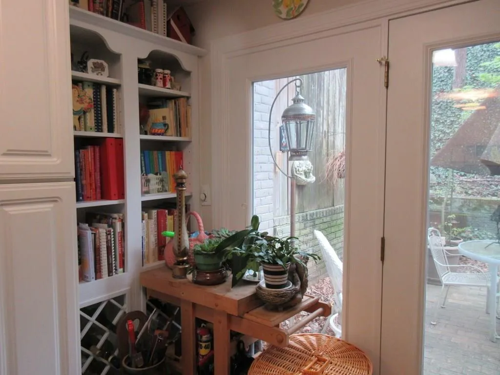 5270 Chemin De Vie, Atlanta, Georgia 30342, 3 Bedrooms Bedrooms, ,2 BathroomsBathrooms,Residential,Sold,5270 Chemin De Vie,5985707