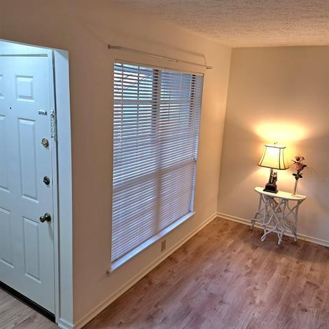 6824 Glenridge Unit H, Sandy Springs, Georgia 30328, 1 Bedroom Bedrooms, ,1 BathroomBathrooms,Residential,Sold,6824 Glenridge Unit H,7323805