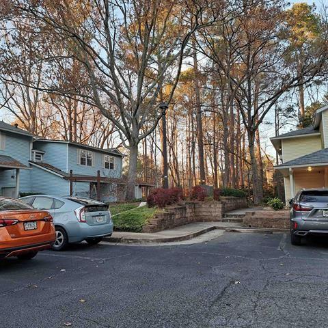 6824 Glenridge Unit H, Sandy Springs, Georgia 30328, 1 Bedroom Bedrooms, ,1 BathroomBathrooms,Residential,Sold,6824 Glenridge Unit H,7323805