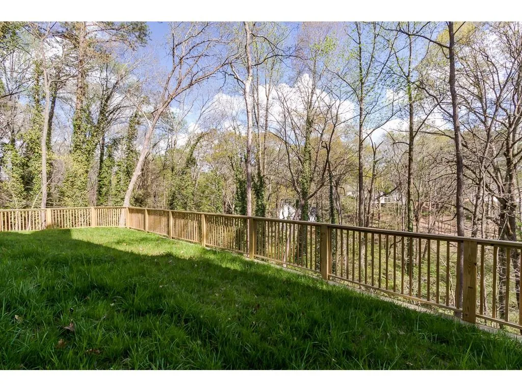 5335 Mount Vernon Parkway, Sandy Springs, Georgia 30327, 6 Bedrooms Bedrooms, ,6 BathroomsBathrooms,Residential,Sold,5335 Mount Vernon Parkway,6532725