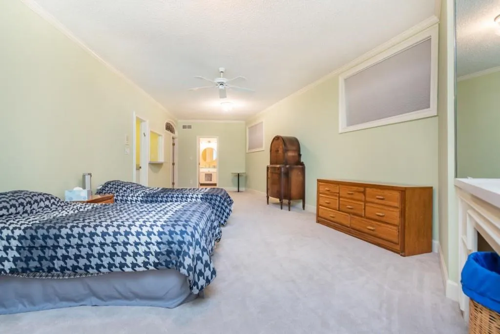 7025 Northgreen Drive, Atlanta, Georgia 30328, 4 Bedrooms Bedrooms, ,3 BathroomsBathrooms,Residential,Sold,7025 Northgreen Drive,6685945