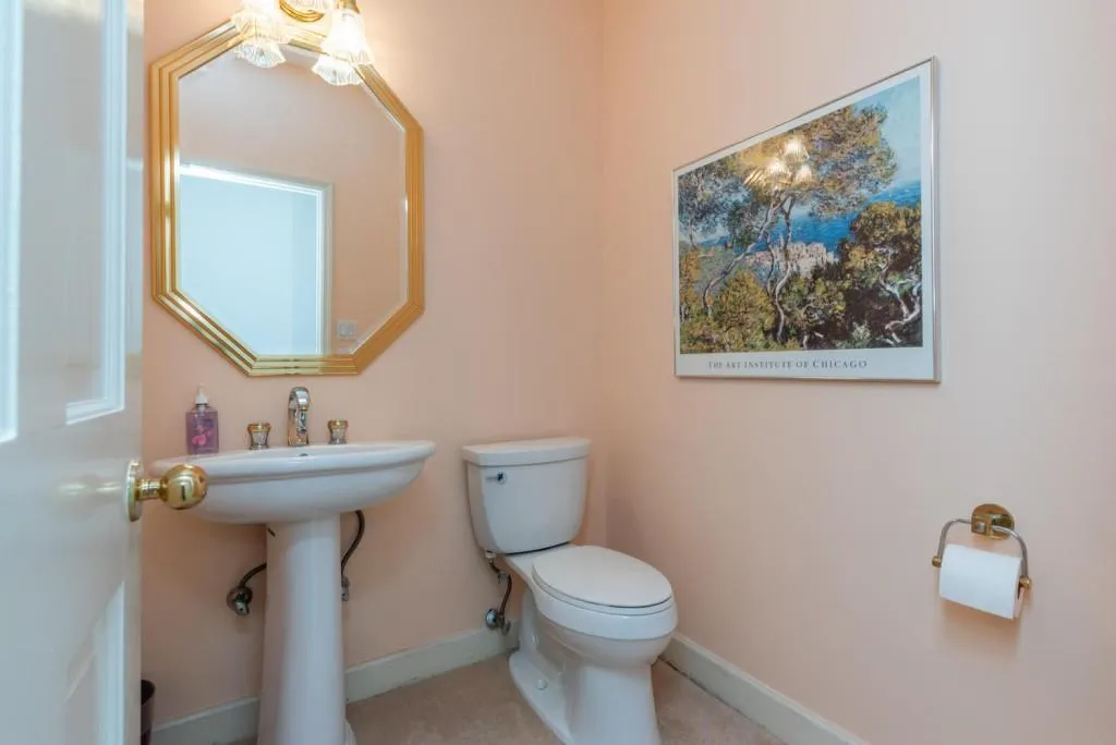 7025 Northgreen Drive, Atlanta, Georgia 30328, 4 Bedrooms Bedrooms, ,3 BathroomsBathrooms,Residential,Sold,7025 Northgreen Drive,6685945