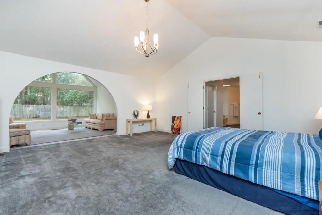 7025 Northgreen Drive, Atlanta, Georgia 30328, 4 Bedrooms Bedrooms, ,3 BathroomsBathrooms,Residential,Sold,7025 Northgreen Drive,6685945