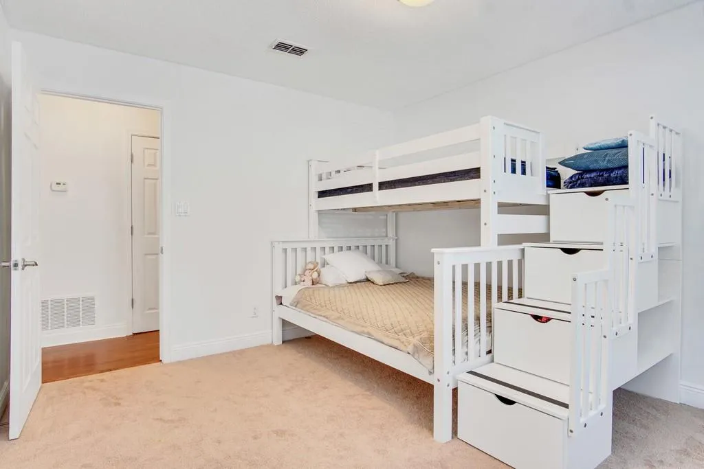 8201 Santa Fe Parkway, Sandy Springs, Georgia 30350, 3 Bedrooms Bedrooms, ,2 BathroomsBathrooms,Residential,Sold,8201 Santa Fe Parkway,6584455