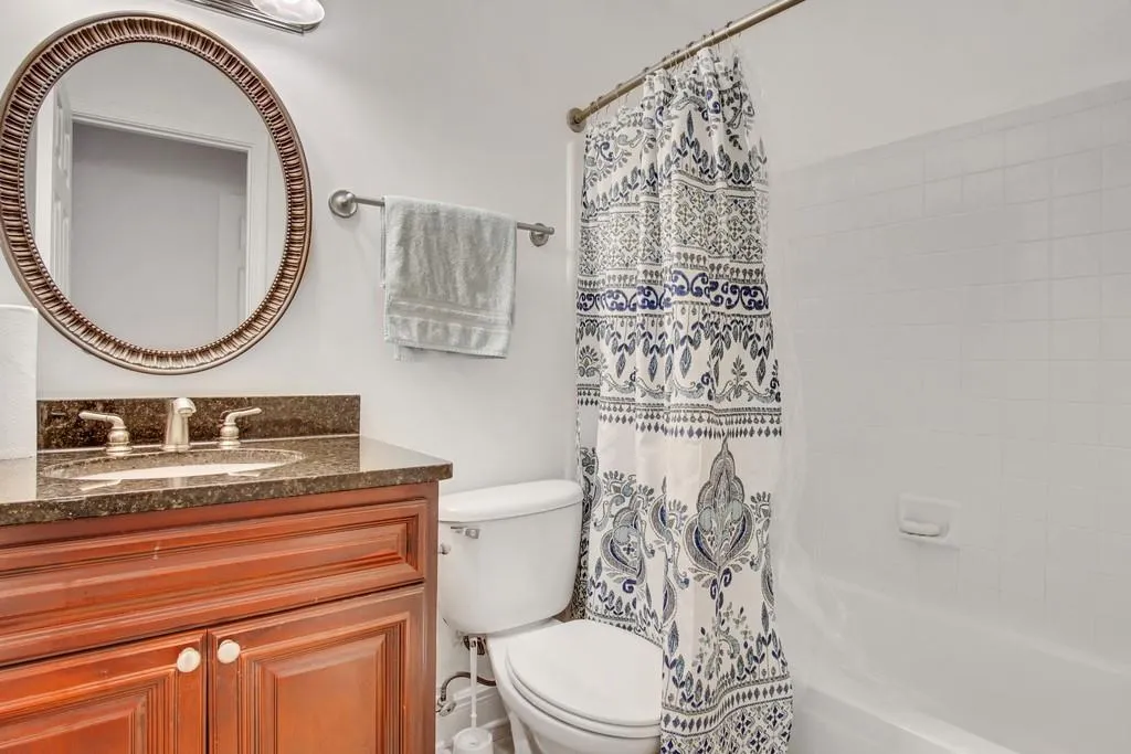 8201 Santa Fe Parkway, Sandy Springs, Georgia 30350, 3 Bedrooms Bedrooms, ,2 BathroomsBathrooms,Residential,Sold,8201 Santa Fe Parkway,6584455