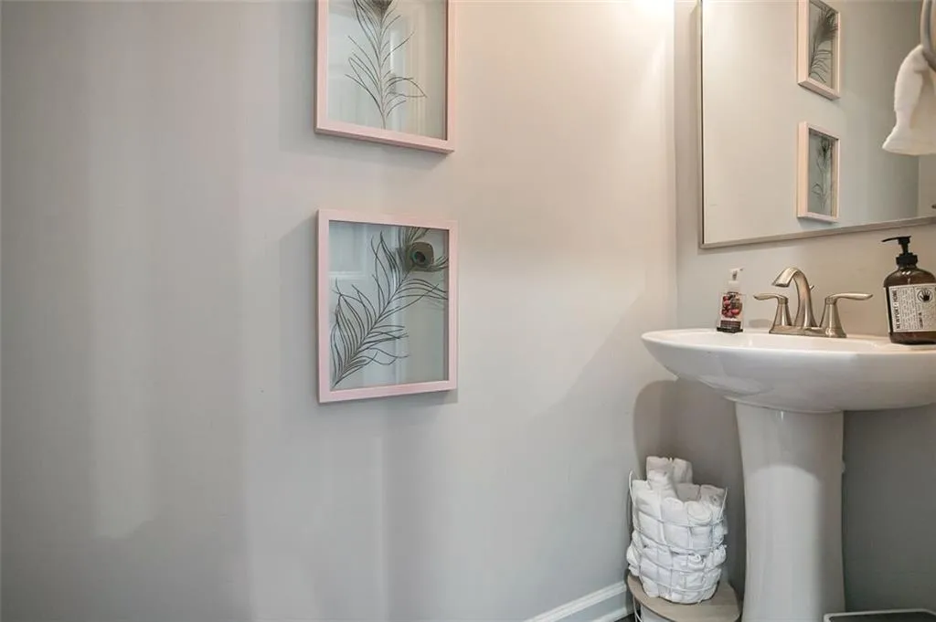 360 Provenance Drive, Atlanta, Georgia 30328, 3 Bedrooms Bedrooms, ,3 BathroomsBathrooms,Residential,Sold,360 Provenance Drive,7082707