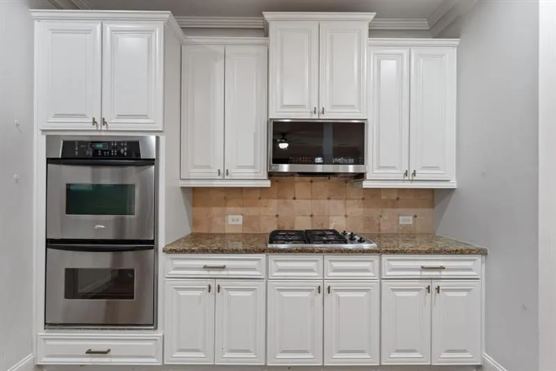 7900 Glisten Avenue, Sandy Springs, Georgia 30328, 3 Bedrooms Bedrooms, ,2 BathroomsBathrooms,Residential,Sold,7900 Glisten Avenue,7528000