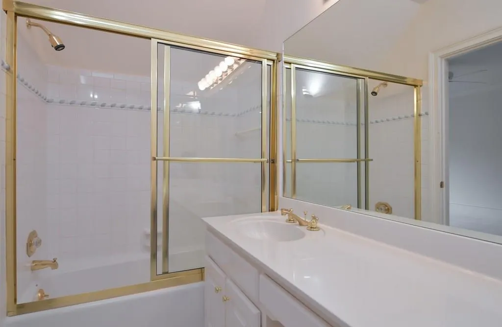 10 Powers Chase Circle, Sandy Springs, Georgia 30327, 5 Bedrooms Bedrooms, ,5 BathroomsBathrooms,Residential,Sold,10 Powers Chase Circle,5930381