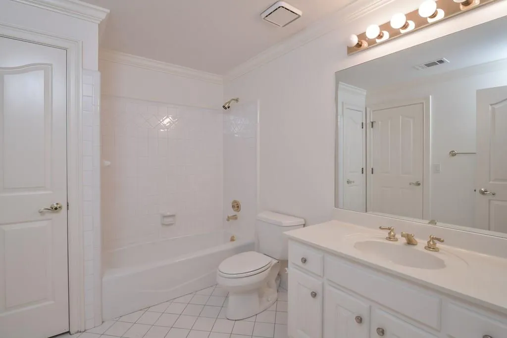 10 Powers Chase Circle, Sandy Springs, Georgia 30327, 5 Bedrooms Bedrooms, ,5 BathroomsBathrooms,Residential,Sold,10 Powers Chase Circle,5930381