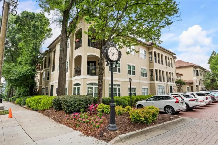 For additional information go to https://www.955juniperstreetne.com/mls