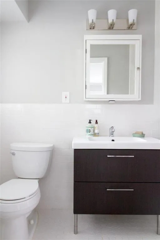 560 Spalding Drive, Atlanta, Georgia 30328, 5 Bedrooms Bedrooms, ,4 BathroomsBathrooms,Residential,Sold,560 Spalding Drive,6642116