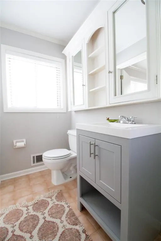 560 Spalding Drive, Atlanta, Georgia 30328, 5 Bedrooms Bedrooms, ,4 BathroomsBathrooms,Residential,Sold,560 Spalding Drive,6642116