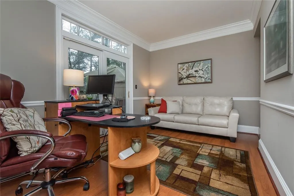 1040 Huntcliff, Sandy Springs, Georgia 30350, 3 Bedrooms Bedrooms, ,2 BathroomsBathrooms,Residential,Sold,1040 Huntcliff,6847470
