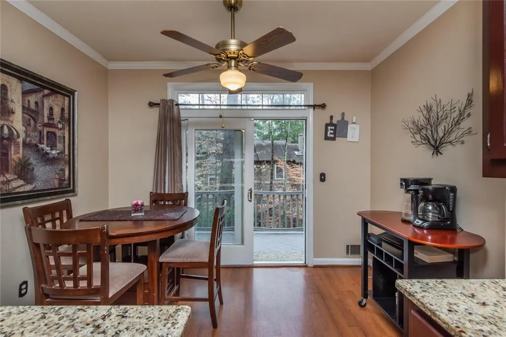 1040 Huntcliff, Sandy Springs, Georgia 30350, 3 Bedrooms Bedrooms, ,2 BathroomsBathrooms,Residential,Sold,1040 Huntcliff,6847470