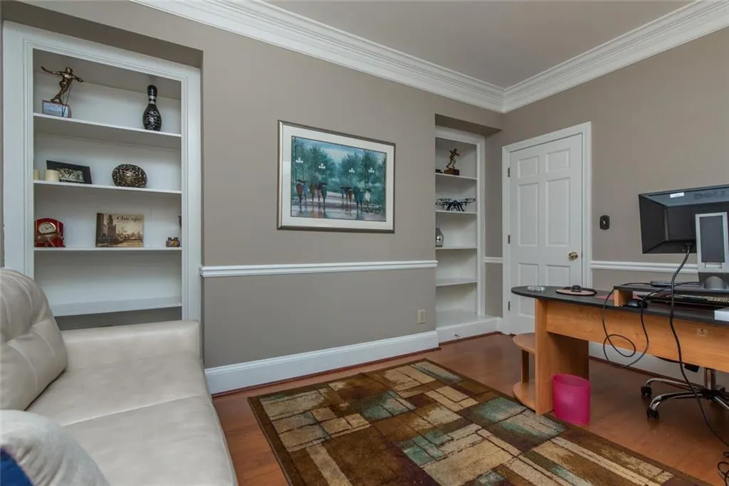 1040 Huntcliff, Sandy Springs, Georgia 30350, 3 Bedrooms Bedrooms, ,2 BathroomsBathrooms,Residential,Sold,1040 Huntcliff,6847470
