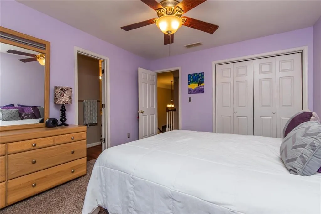 1040 Huntcliff, Sandy Springs, Georgia 30350, 3 Bedrooms Bedrooms, ,2 BathroomsBathrooms,Residential,Sold,1040 Huntcliff,6847470
