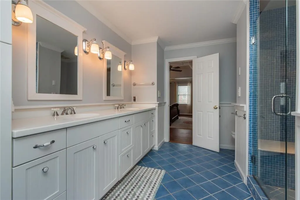 1040 Huntcliff, Sandy Springs, Georgia 30350, 3 Bedrooms Bedrooms, ,2 BathroomsBathrooms,Residential,Sold,1040 Huntcliff,6847470