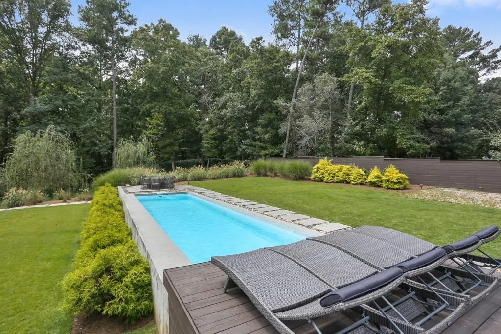 8155 Winged Foot Drive, Sandy Springs, Georgia 30350, 4 Bedrooms Bedrooms, ,2 BathroomsBathrooms,Residential,Sold,8155 Winged Foot Drive,6062052