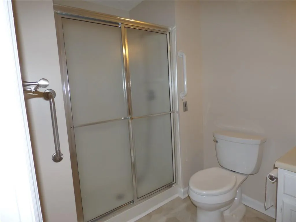 300 Johnson Ferry Road Ne Unit B112, Sandy Springs, Georgia 30328, 1 Bedroom Bedrooms, ,1 BathroomBathrooms,Residential,Sold,300 Johnson Ferry Road Ne Unit B112,6677624