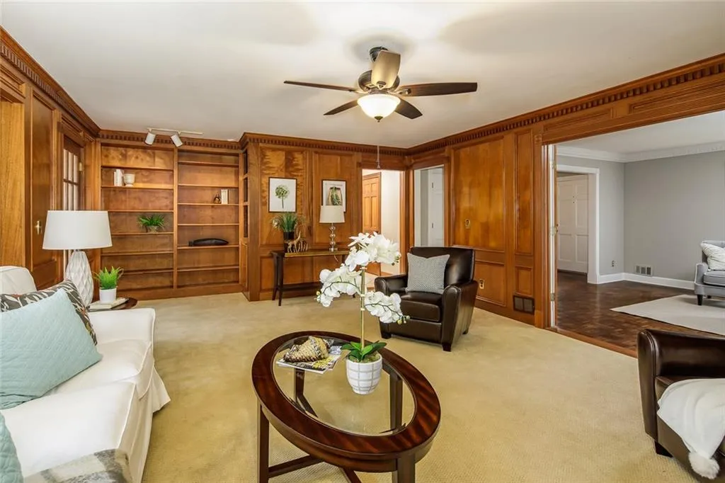 75 Messina Way, Sandy Springs, Georgia 30328, 4 Bedrooms Bedrooms, ,2 BathroomsBathrooms,Residential,Sold,75 Messina Way,6734761