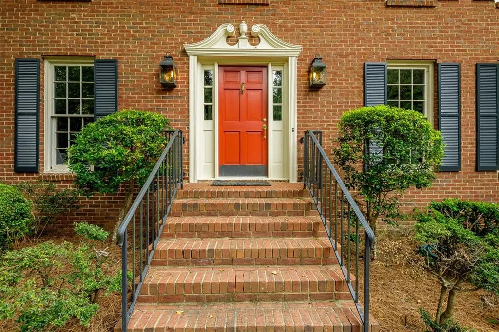 75 Messina Way, Sandy Springs, Georgia 30328, 4 Bedrooms Bedrooms, ,2 BathroomsBathrooms,Residential,Sold,75 Messina Way,6734761