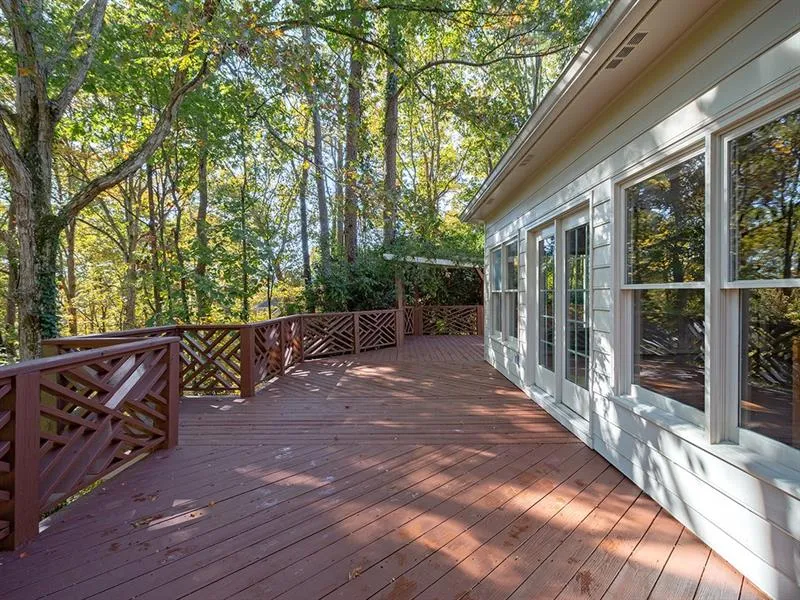 9560 Marsh Cove Court, Sandy Springs, Georgia 30350, 5 Bedrooms Bedrooms, ,4 BathroomsBathrooms,Residential,Sold,9560 Marsh Cove Court,6645813