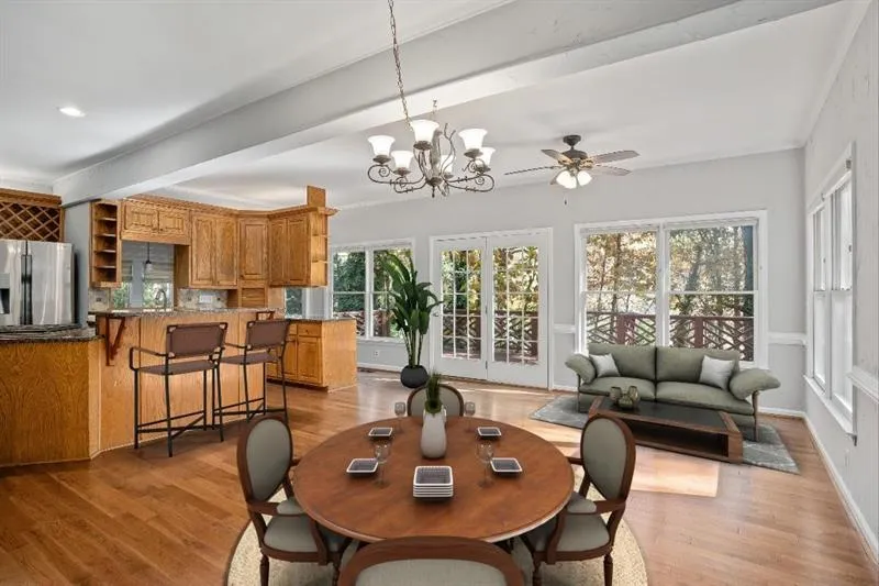 9560 Marsh Cove Court, Sandy Springs, Georgia 30350, 5 Bedrooms Bedrooms, ,4 BathroomsBathrooms,Residential,Sold,9560 Marsh Cove Court,6645813