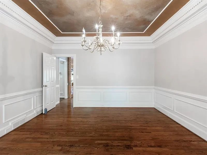 9560 Marsh Cove Court, Sandy Springs, Georgia 30350, 5 Bedrooms Bedrooms, ,4 BathroomsBathrooms,Residential,Sold,9560 Marsh Cove Court,6645813