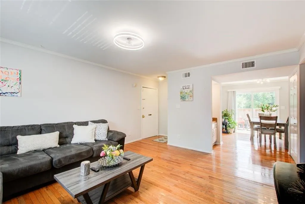 5650 Kingsport Drive, Atlanta, Georgia 30342, 3 Bedrooms Bedrooms, ,2 BathroomsBathrooms,Residential,For Sale,5650 Kingsport Drive,7626940