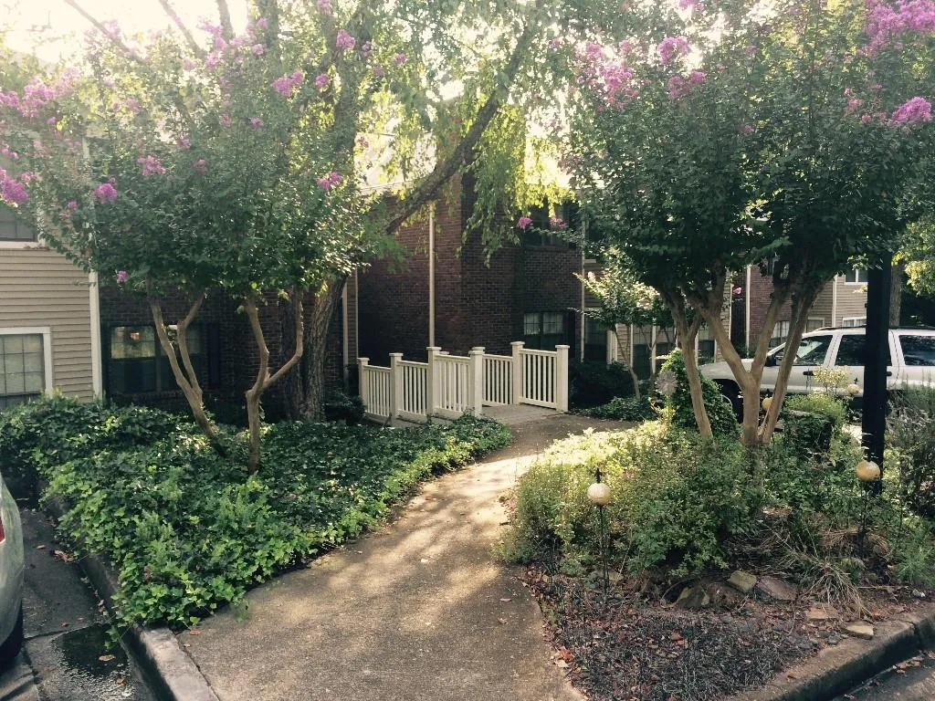 606 Barrington Hills Drive, Sandy Springs, Georgia 30350, 2 Bedrooms Bedrooms, ,2 BathroomsBathrooms,Residential,Sold,606 Barrington Hills Drive,5593981