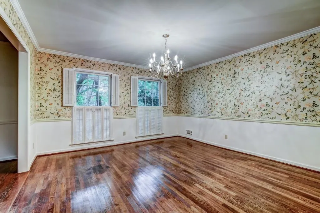 6385 River Overlook Drive, Sandy Springs, Georgia 30328, 5 Bedrooms Bedrooms, ,4 BathroomsBathrooms,Residential,Sold,6385 River Overlook Drive,5876980