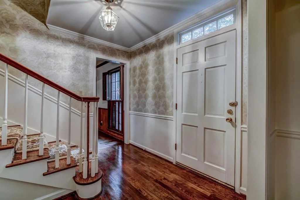 6385 River Overlook Drive, Sandy Springs, Georgia 30328, 5 Bedrooms Bedrooms, ,4 BathroomsBathrooms,Residential,Sold,6385 River Overlook Drive,5876980
