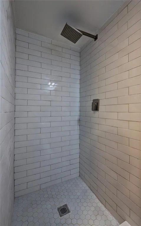 100 Angus Trail, Sandy Springs, Georgia 30328, 4 Bedrooms Bedrooms, ,3 BathroomsBathrooms,Residential,Sold,100 Angus Trail,6891246