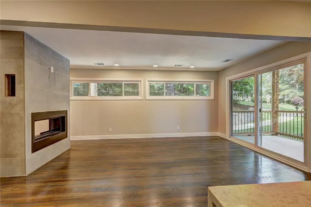 100 Angus Trail, Sandy Springs, Georgia 30328, 4 Bedrooms Bedrooms, ,3 BathroomsBathrooms,Residential,Sold,100 Angus Trail,6891246