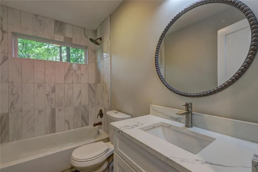 100 Angus Trail, Sandy Springs, Georgia 30328, 4 Bedrooms Bedrooms, ,3 BathroomsBathrooms,Residential,Sold,100 Angus Trail,6891246