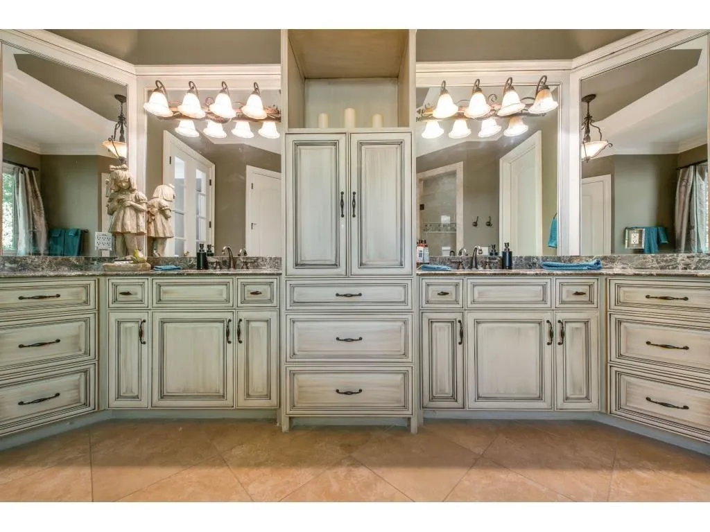 109 Long Island Place, Sandy Springs, Georgia 30328, 5 Bedrooms Bedrooms, ,5 BathroomsBathrooms,Residential,Sold,109 Long Island Place,5874736