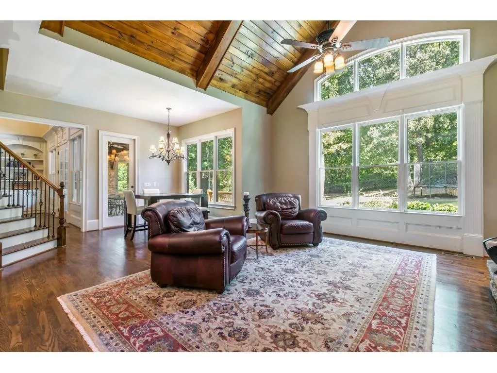 109 Long Island Place, Sandy Springs, Georgia 30328, 5 Bedrooms Bedrooms, ,5 BathroomsBathrooms,Residential,Sold,109 Long Island Place,5874736