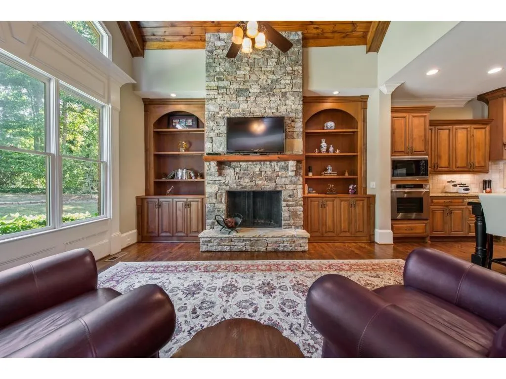 109 Long Island Place, Sandy Springs, Georgia 30328, 5 Bedrooms Bedrooms, ,5 BathroomsBathrooms,Residential,Sold,109 Long Island Place,5874736