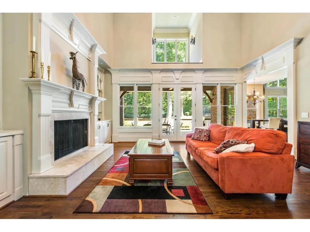 109 Long Island Place, Sandy Springs, Georgia 30328, 5 Bedrooms Bedrooms, ,5 BathroomsBathrooms,Residential,Sold,109 Long Island Place,5874736