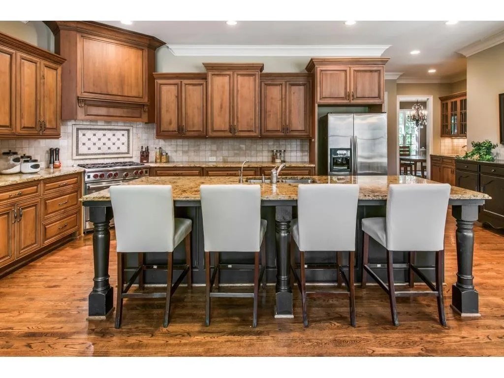 109 Long Island Place, Sandy Springs, Georgia 30328, 5 Bedrooms Bedrooms, ,5 BathroomsBathrooms,Residential,Sold,109 Long Island Place,5874736